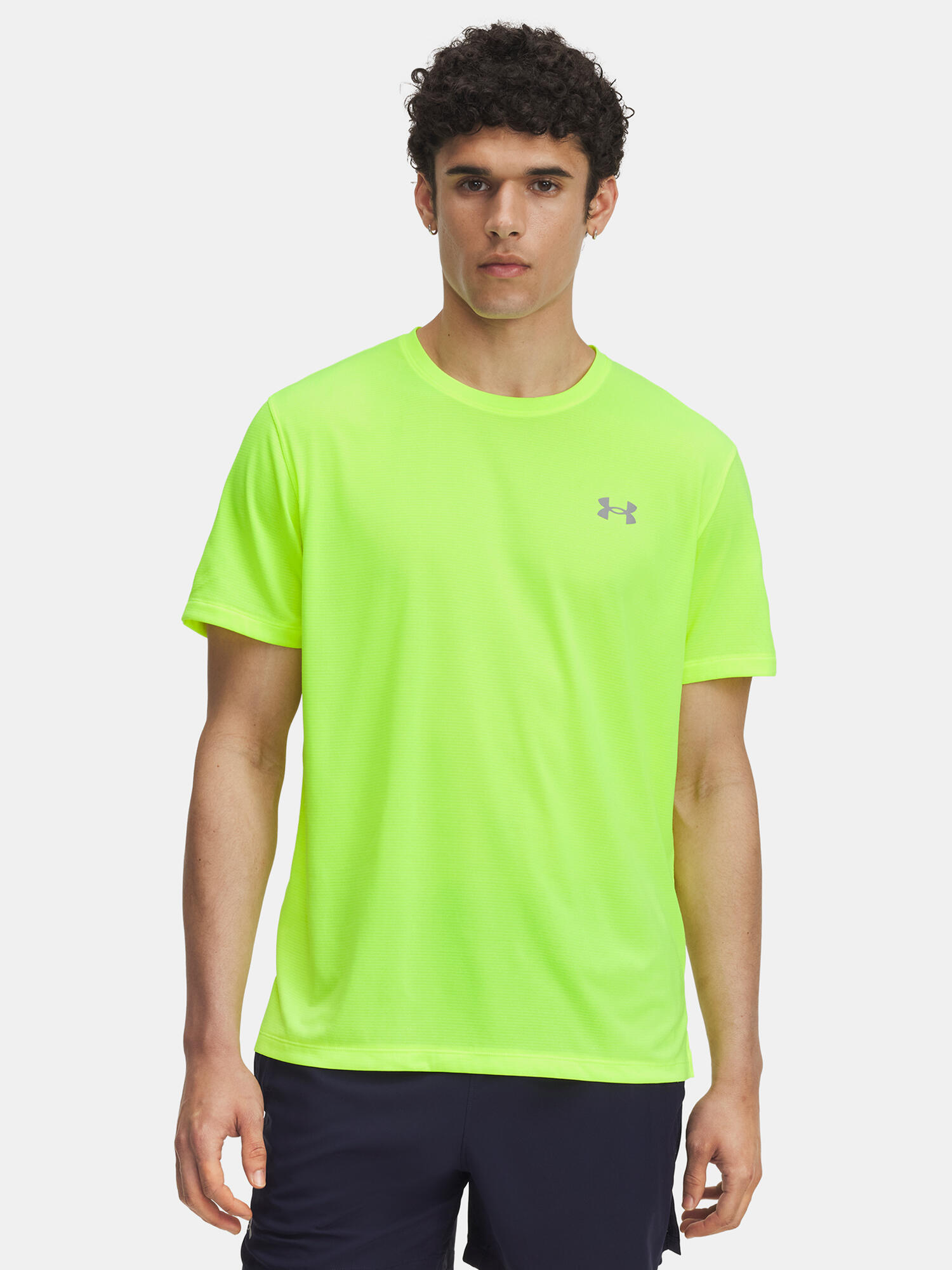 UNDER ARMOUR picture