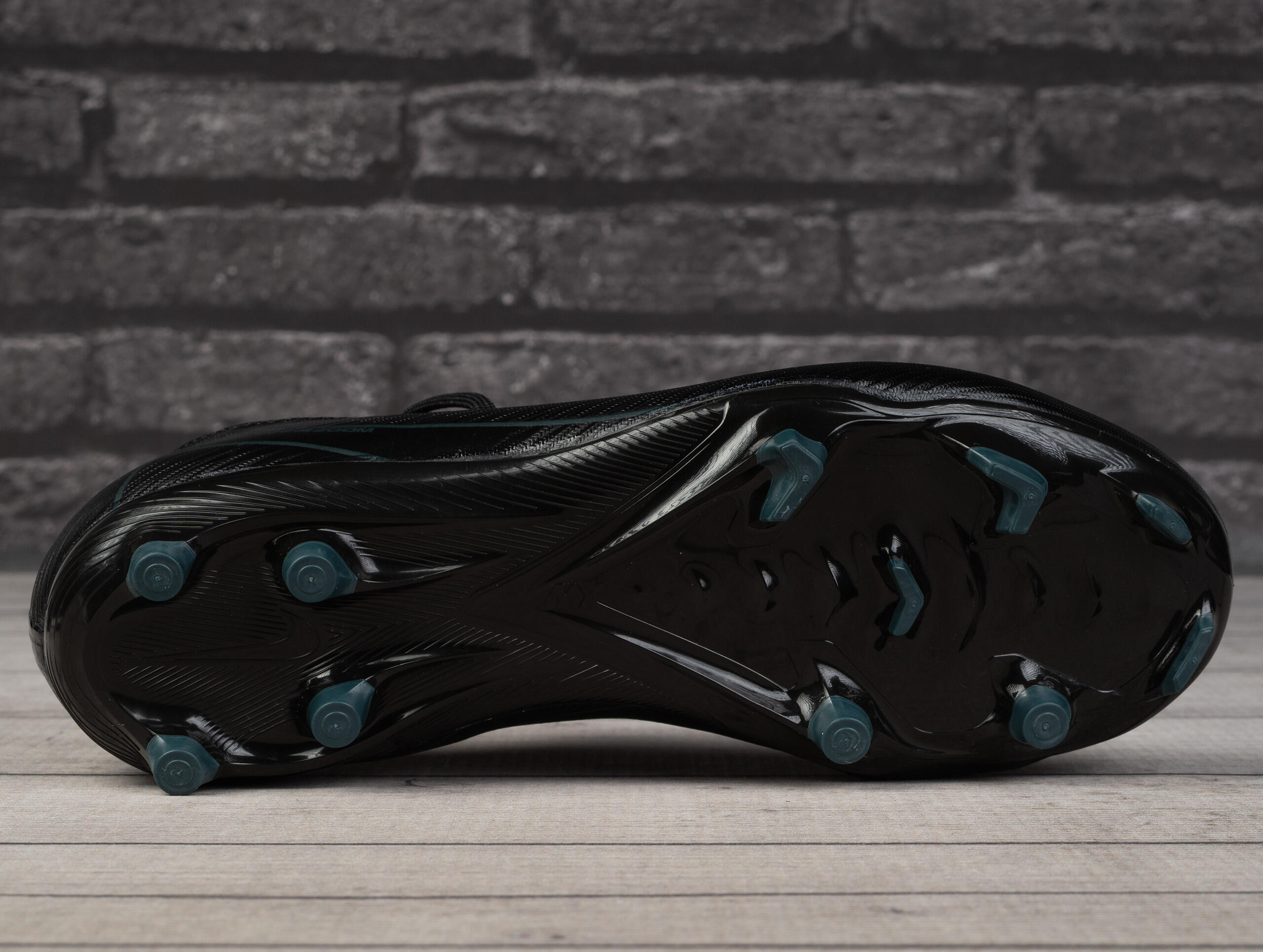 Buty dziecięce piłkarskie Nike ZOOM VAPOR 16 ACADEMY FG/MG 5/7
