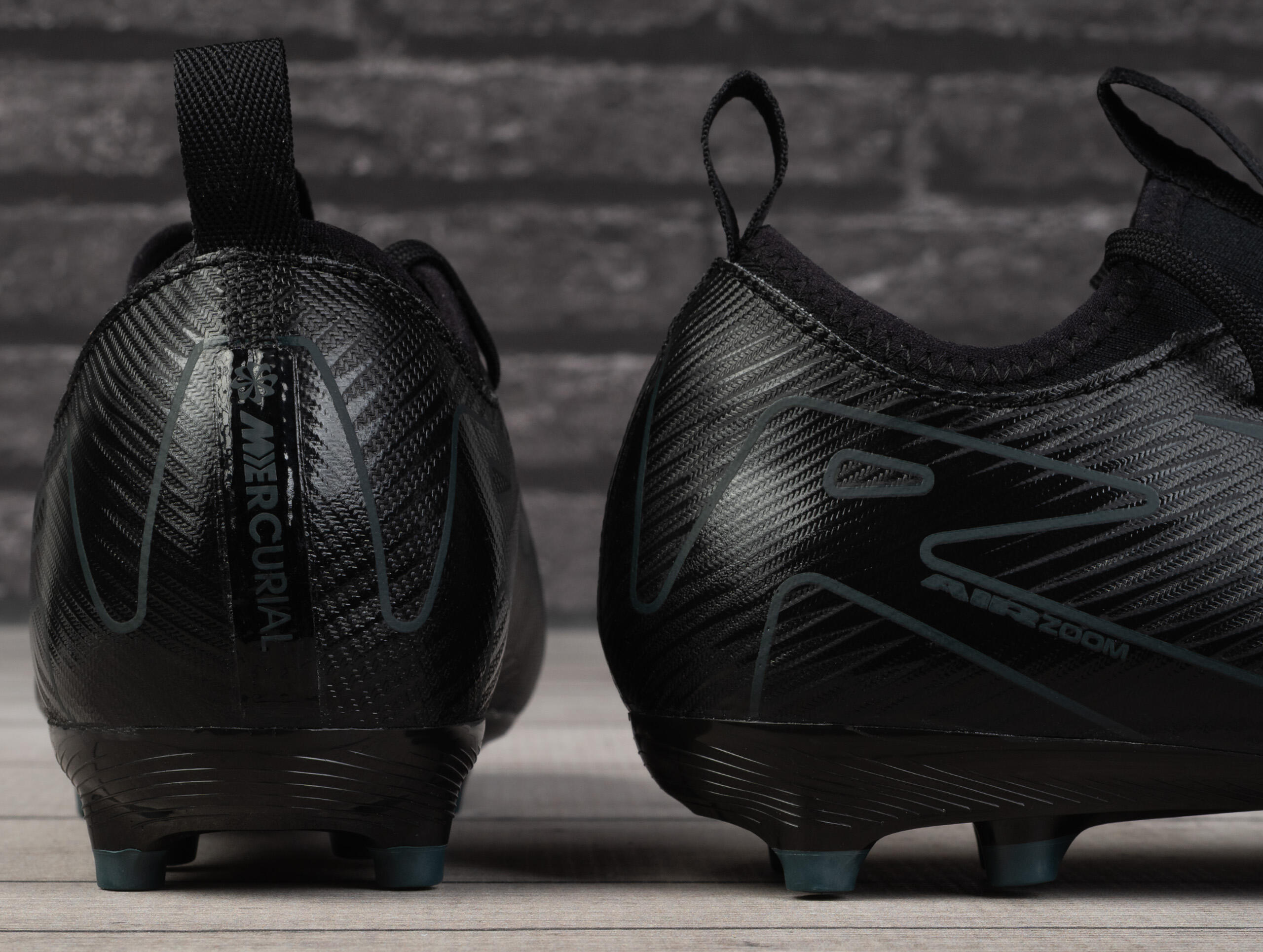 Buty dziecięce piłkarskie Nike ZOOM VAPOR 16 ACADEMY FG/MG 4/7