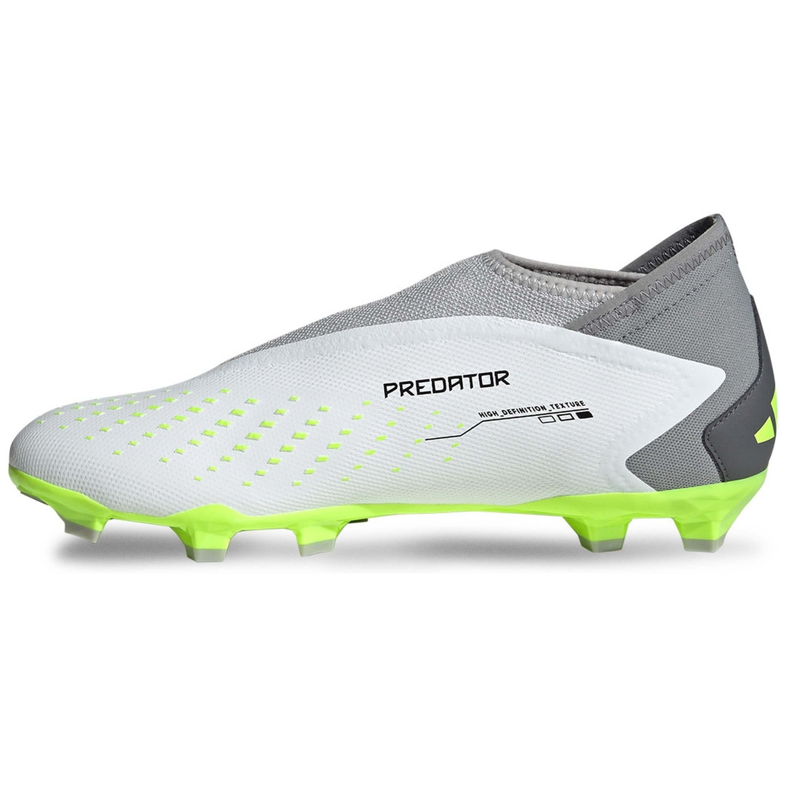 Scarpe da calcio Adidas modello GZ0021 per uomini 3/5