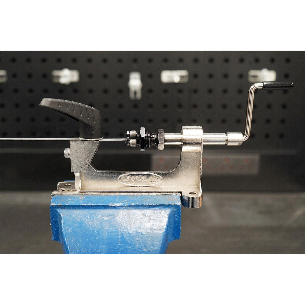 Support rouleau pour filière de rayons outil vélo Fasi 7/7