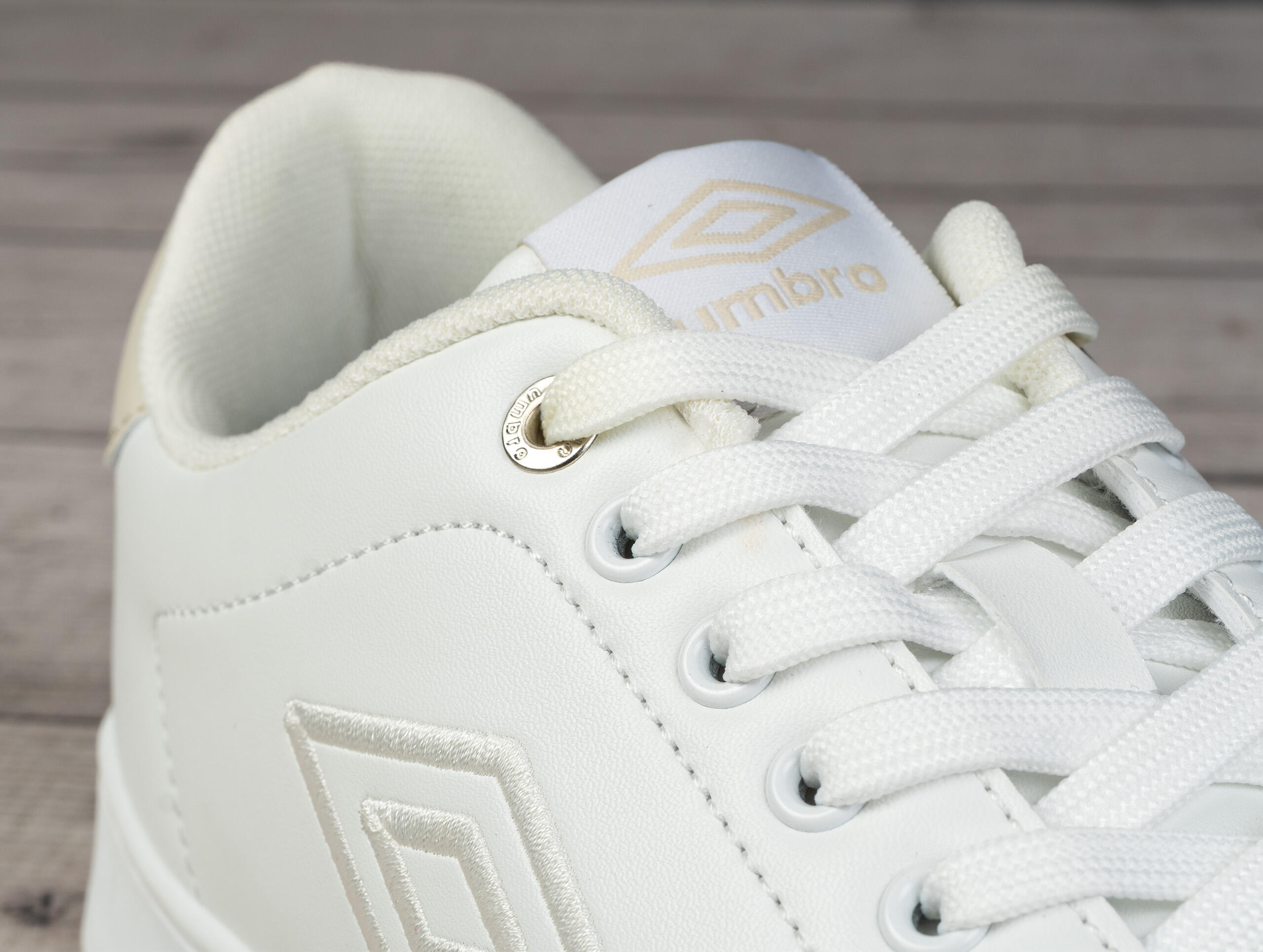 Buty męskie sportowe do chodzenia Umbro FARREL LTX 6/7