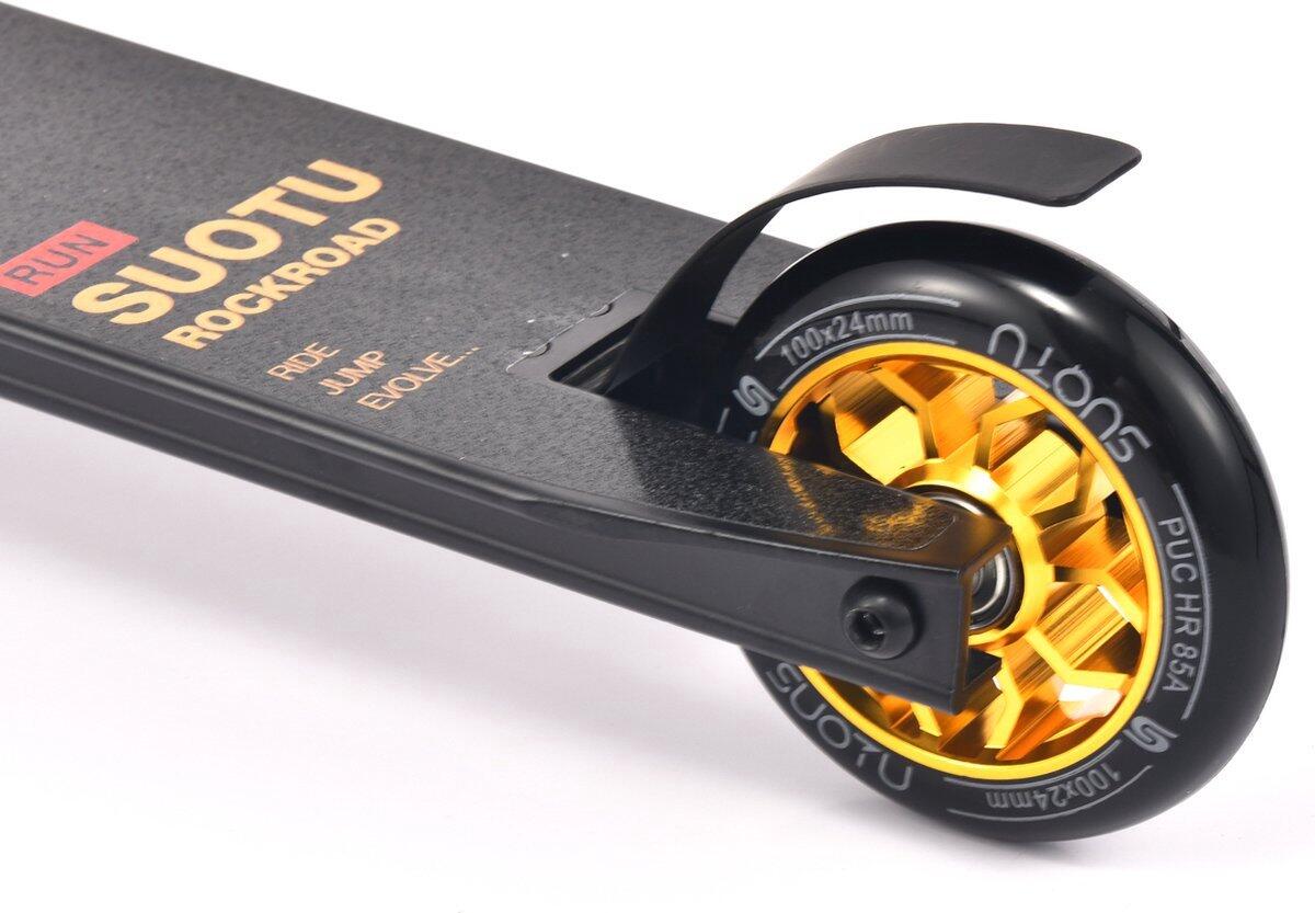 Suotu Stuntstep Zwart/Goud 6/8