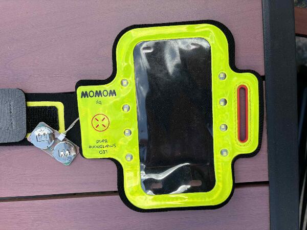 WOWOW Tussen Particulieren - Wowow Smartphone armband