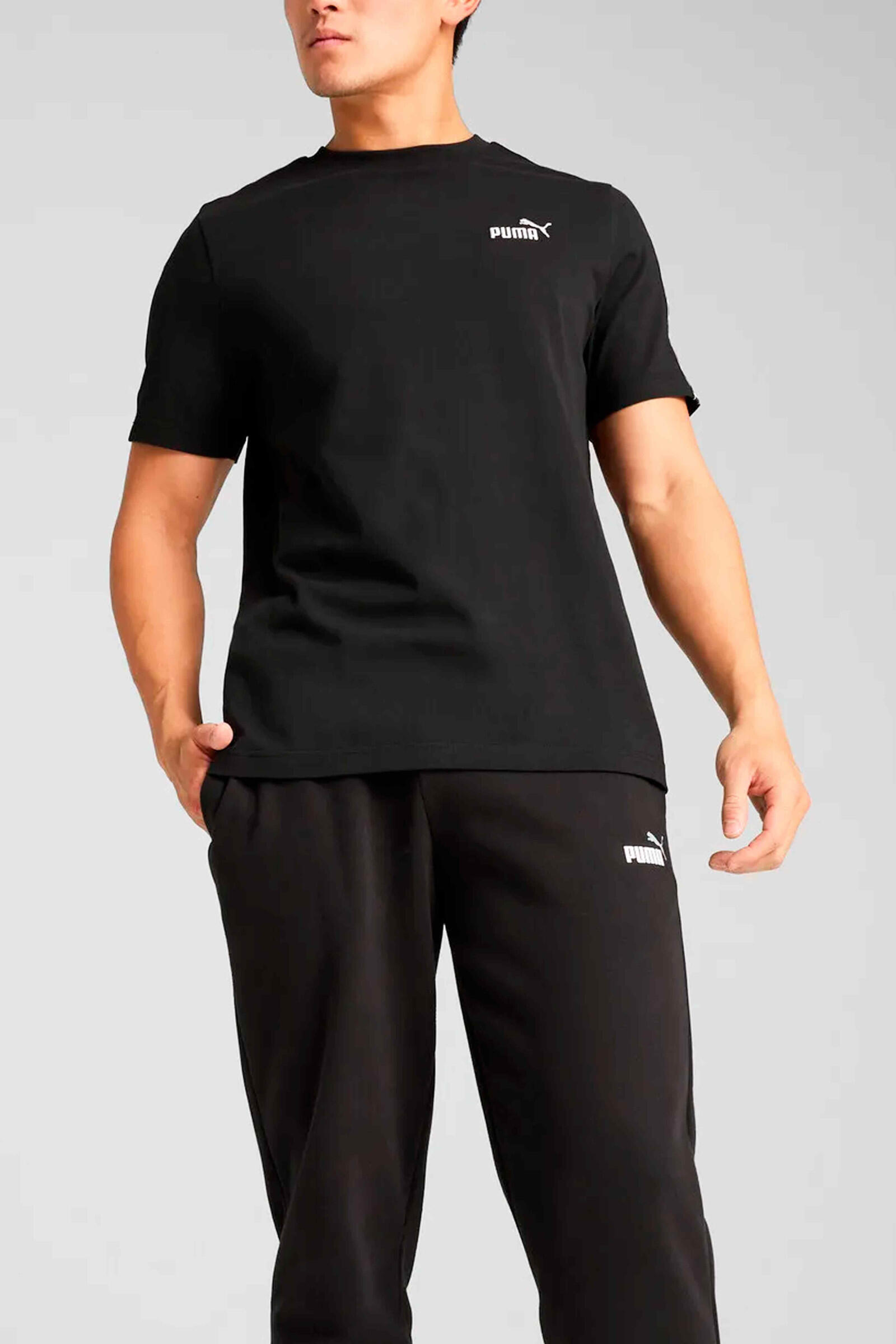 Essential Tape T-Shirt 3/5