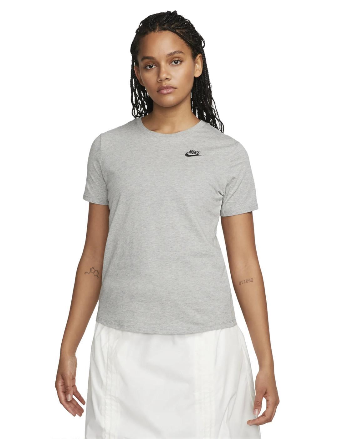 NIKE picture