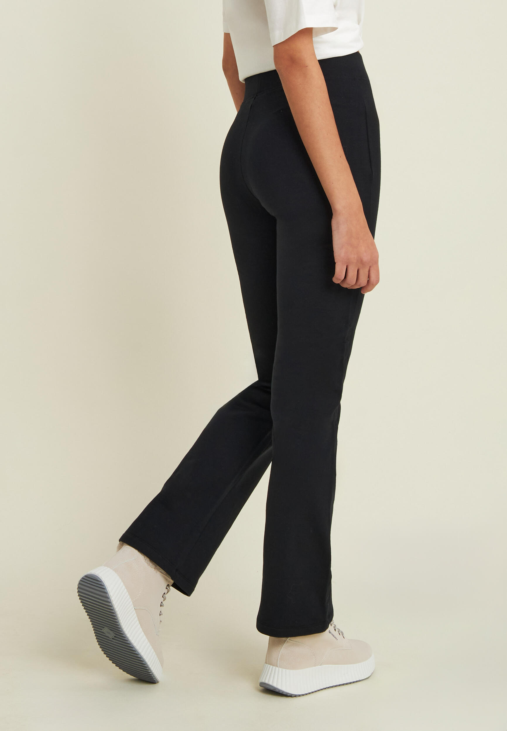 Leggings a zampa in felpa elasticizzata 3/4