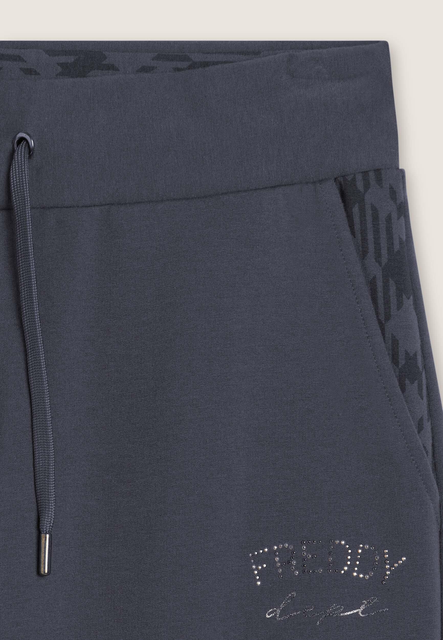 Pantaloni con spacchi laterali sul fondo 3/3