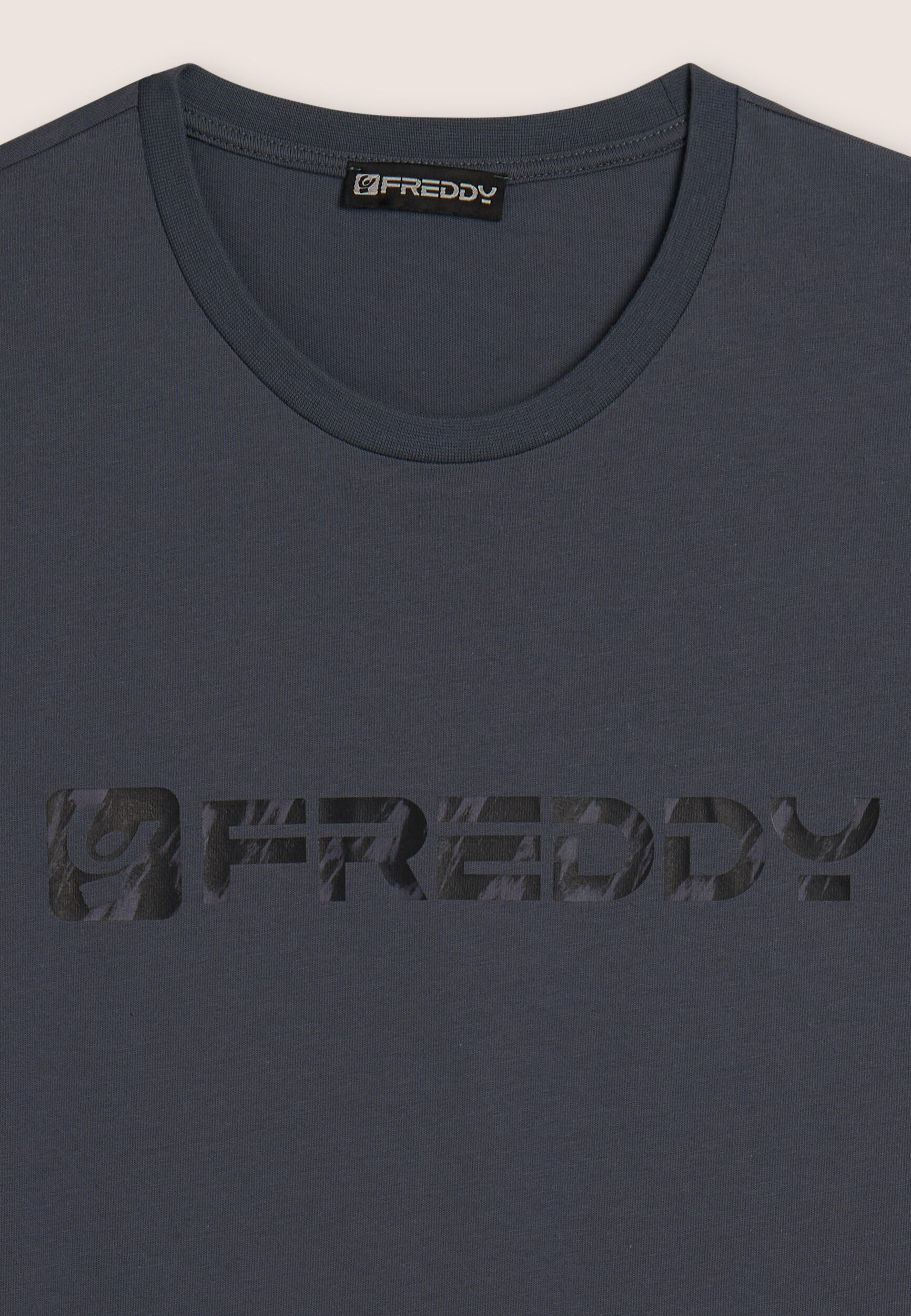 T-shirt avec logo nuancé imprimé au centre 3/3