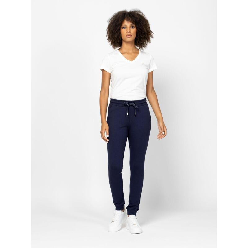 fcf999b2-1b8c-4e05-8e7d-d83bbfd61a8a_c145