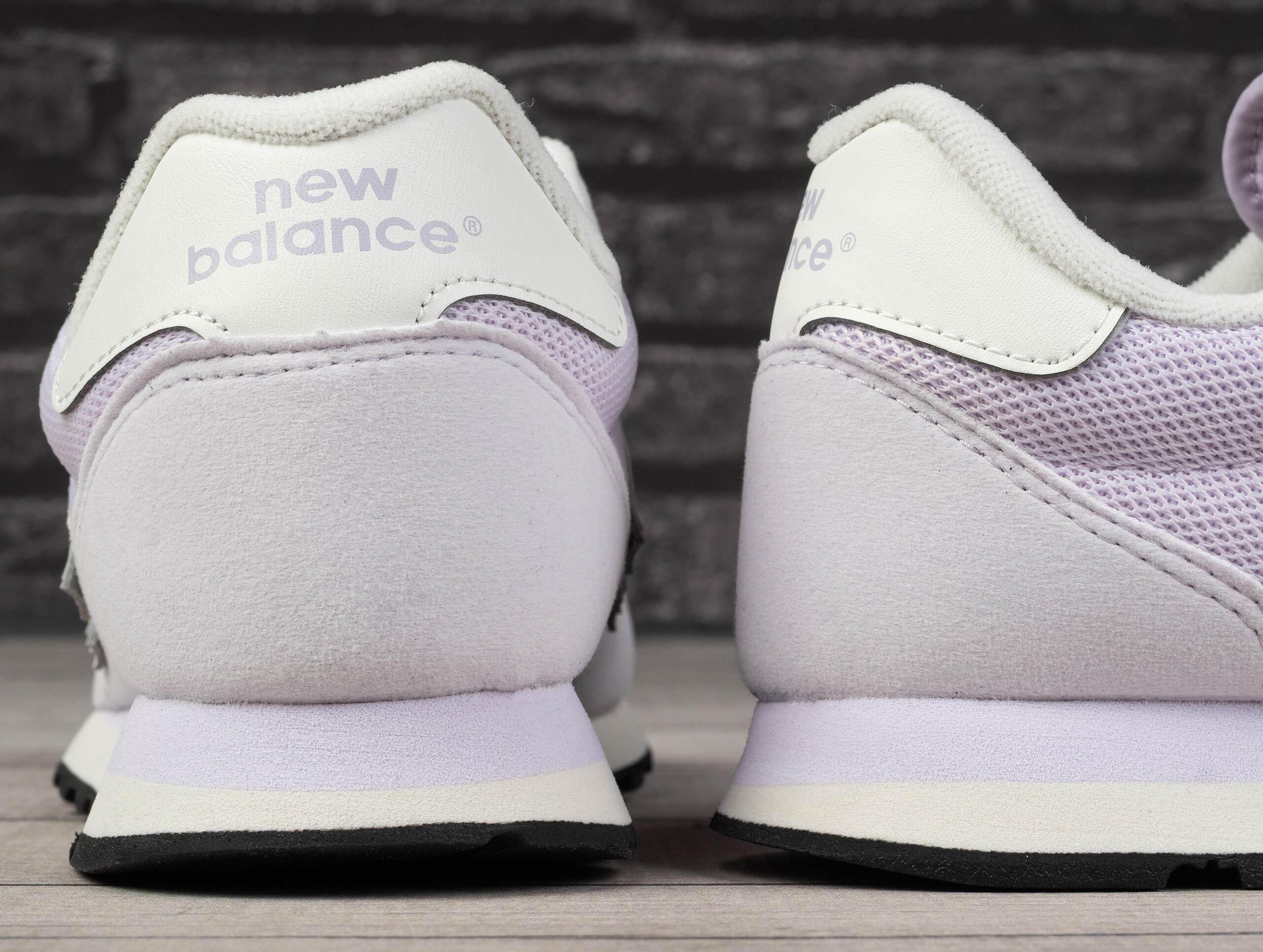 Buty damskie sportowe New Balance 4/6