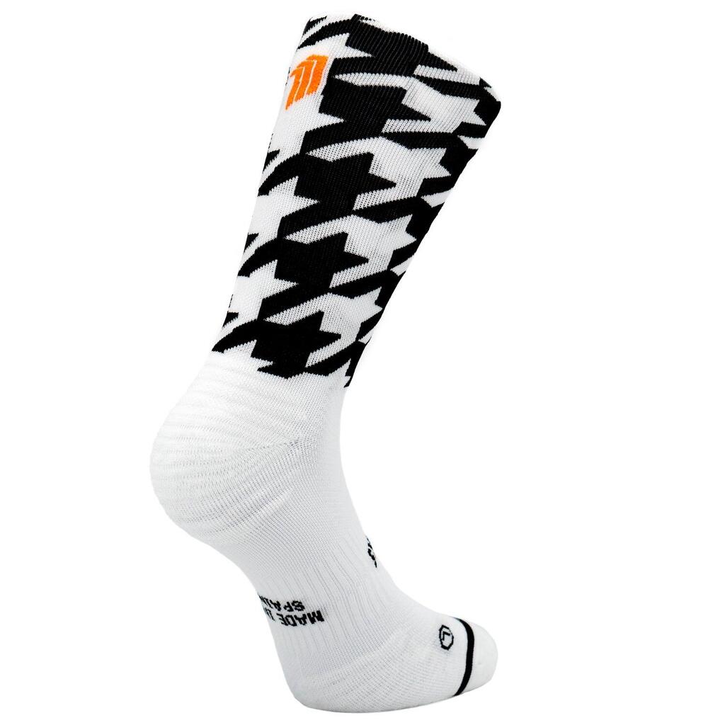 FLOW WHITE - RUNNING SOCKS