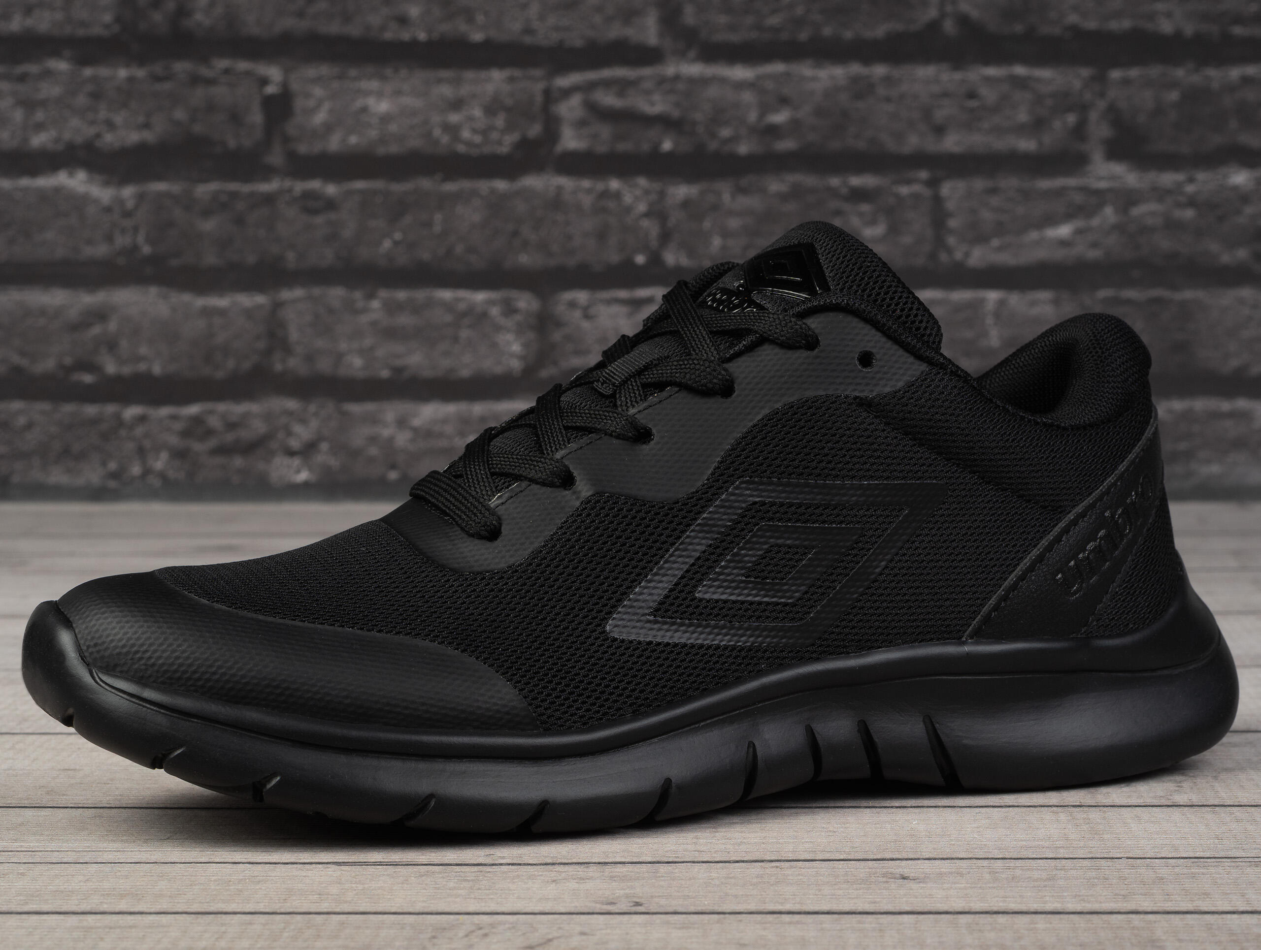 Buty męskie treningowe Umbro Pete Mix 3/7