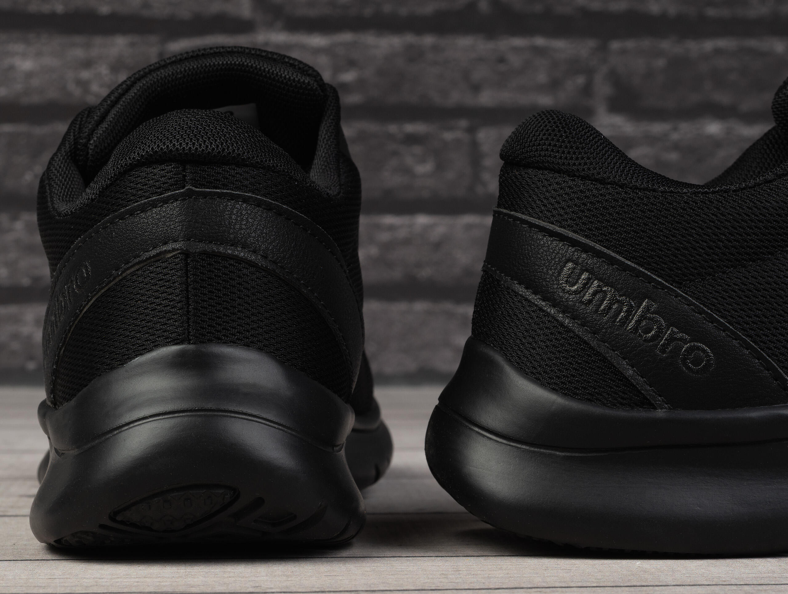 Buty męskie treningowe Umbro Pete Mix 4/7