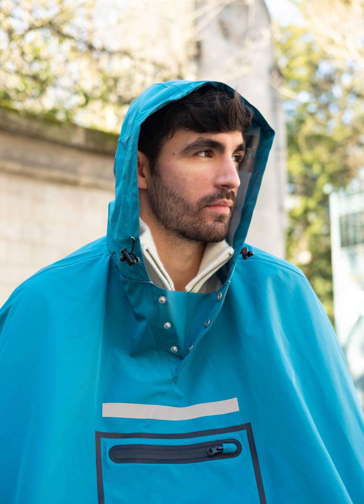 Il Poncho Del Popolo Azzurro 3/5