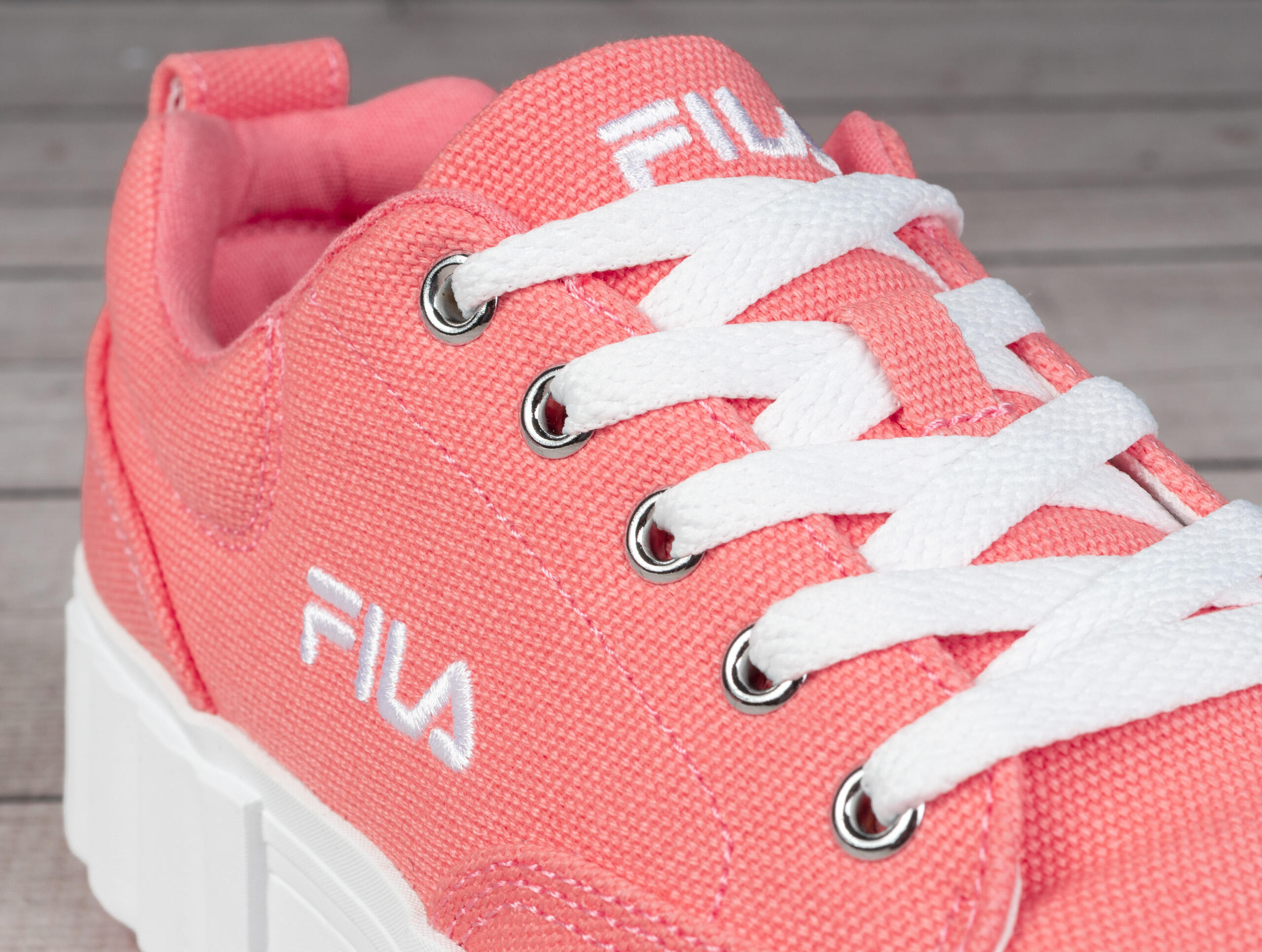 Buty damskie trampki Fila SANBLAST C WMN 6/7