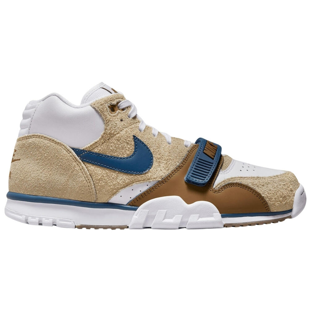 NIKE picture