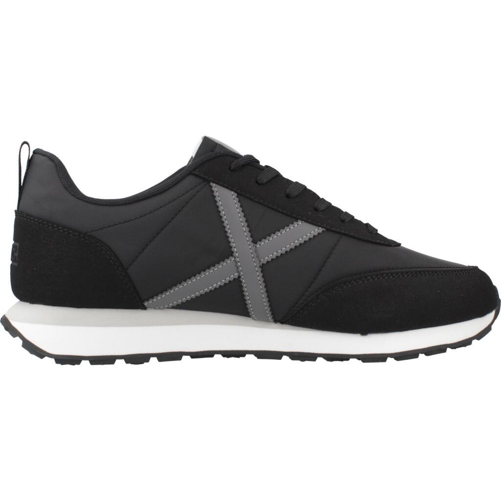 Baskets Munich Modèle Rush 06 Couleur Noir 4/5