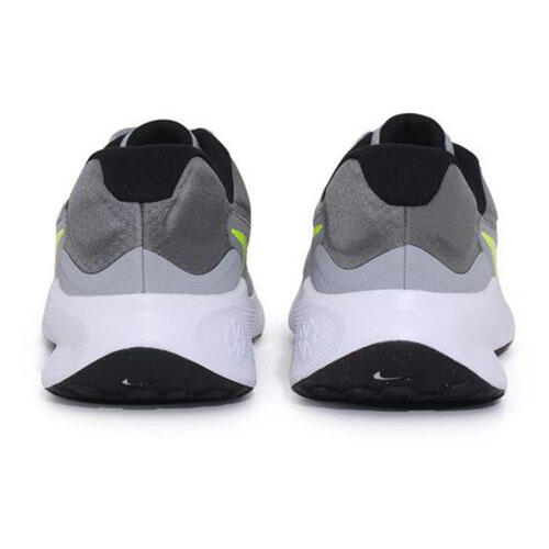 Scarpe Sportive Uomo Nike Revolution 7 5/7