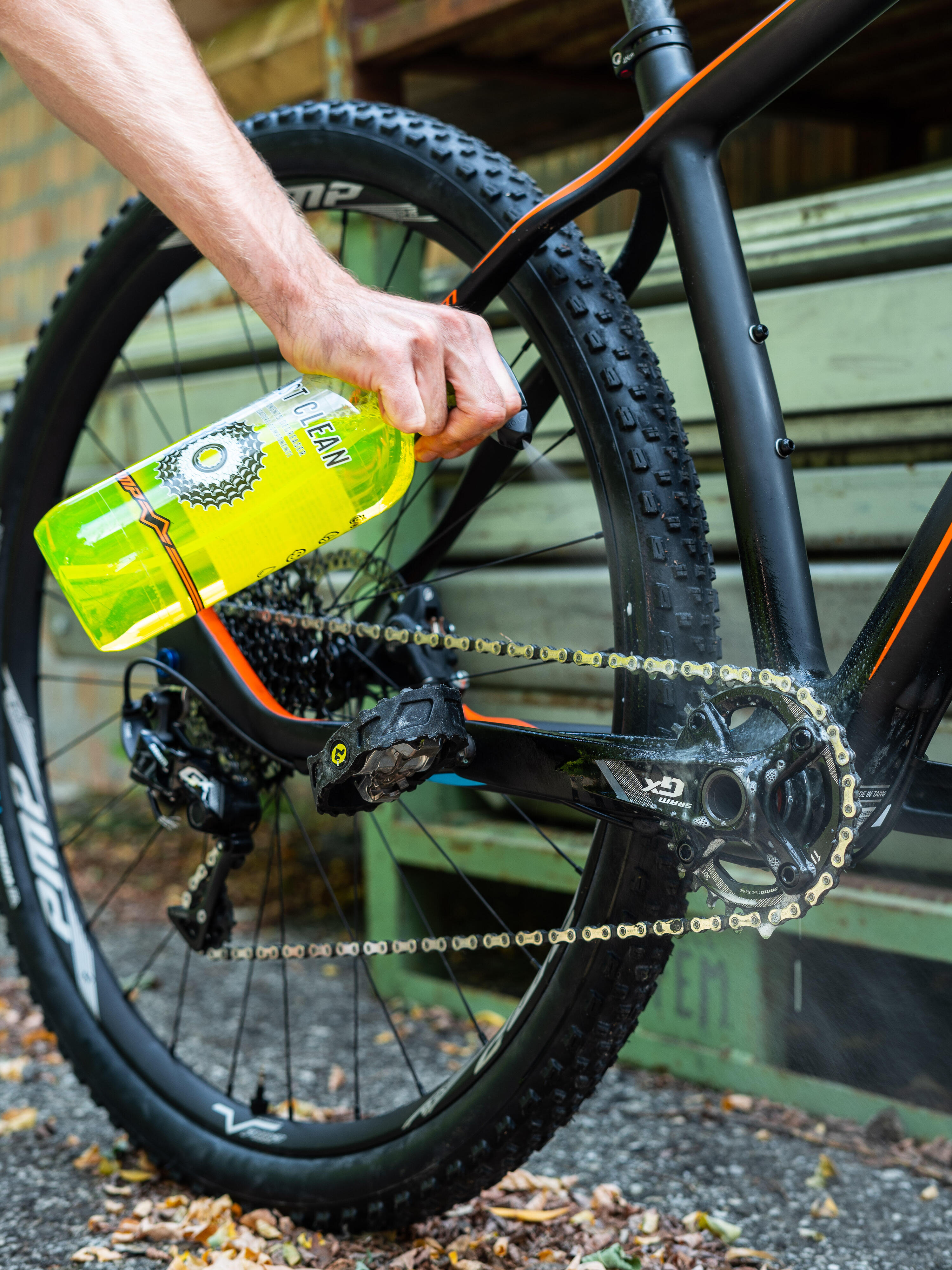 FAST CLEAN - Sgrassatore per Catena e Trasmissione Bicicletta. 100% Ecologico 4/6