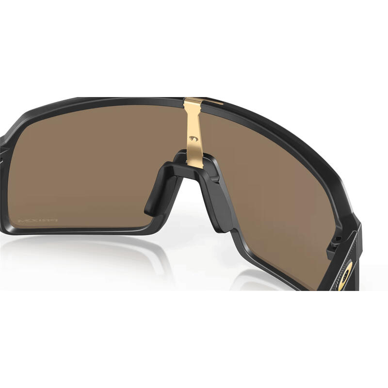 Pánské sluneční brýle Oakley® Sutro ve zlaté barvě