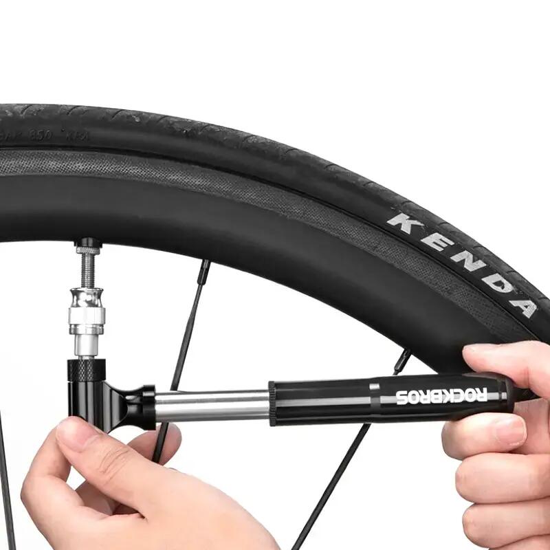 Zestaw naprawczy rowerowy w etui Rockbros 11el pompka łatki 2/7