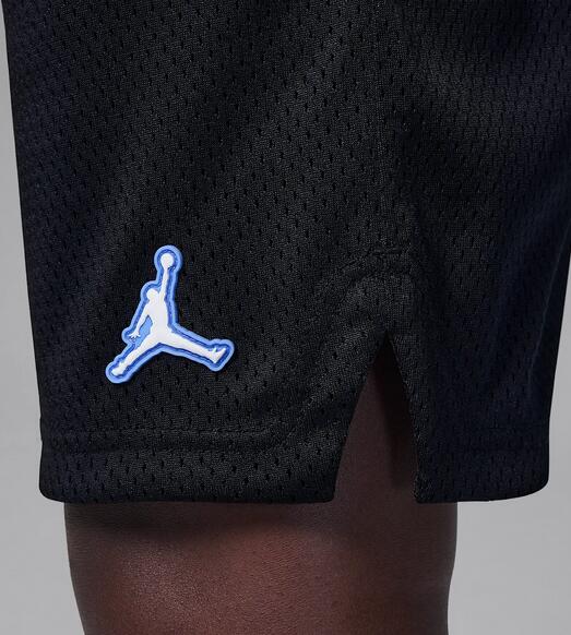 Sweatshort Nike Sportswear 95D944-023 zwart 6/7