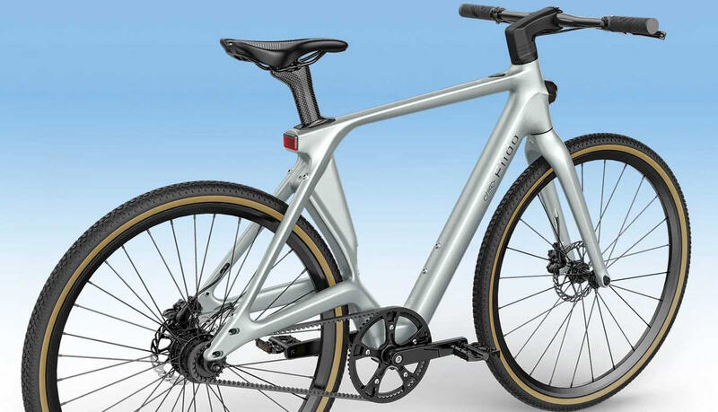 Rower elektryczny FIIDO AIR CARBON (28'') lekki, na pasku, M 3/8