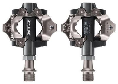 Standaard as pedalen shimano spd m9200 xtr