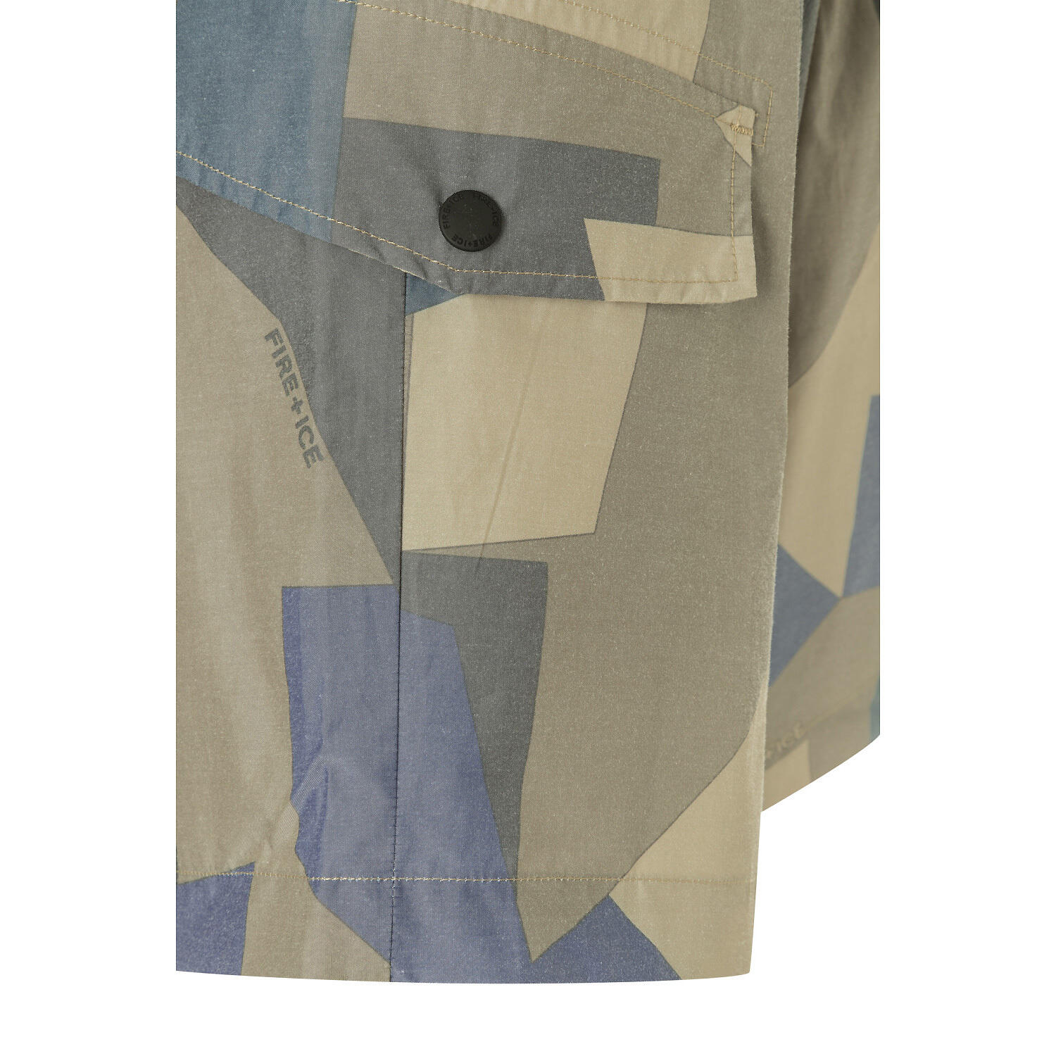 Herren Short MENSWARREN II 3/3