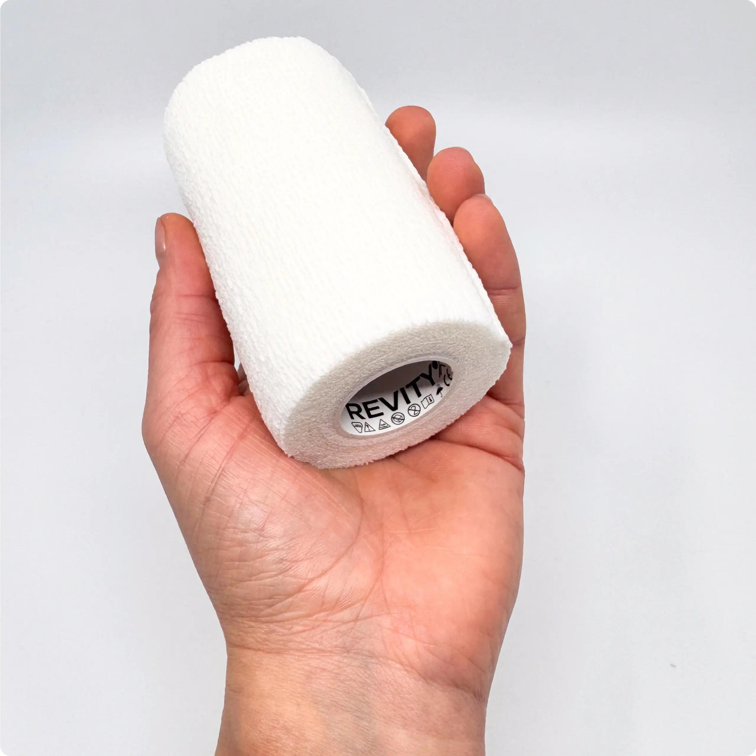 Benda coesiva autoadesiva elastica 10 cm × 4,5 m 1 pz dispositivo CE REVITY 3/7