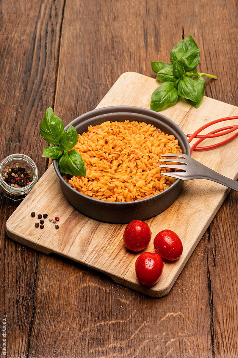 VOYAGER - Plat lyophilisé pâtes en sauce tomate à la Provençale 90 g 3/4