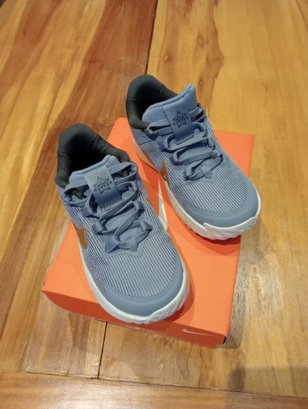 NIKE picture