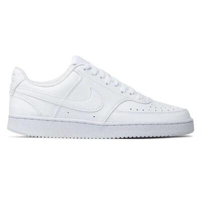 Schoenen court vision low next nature triple white
