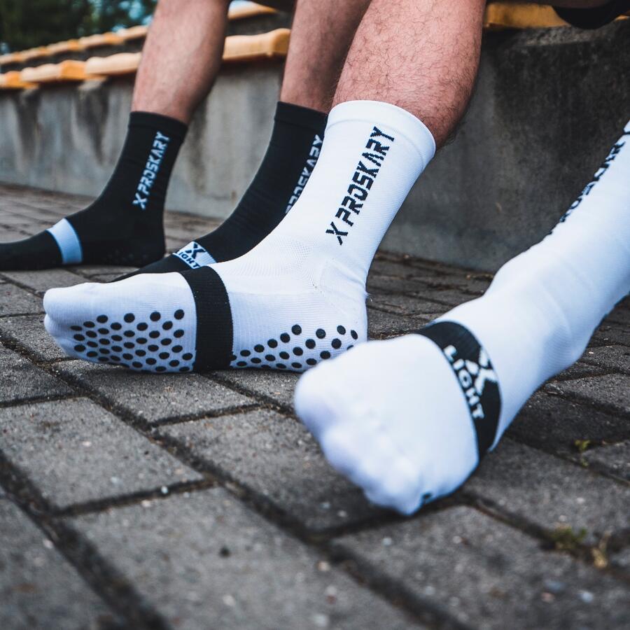 Sportovní protiskluzové ponožky X-Light 4/9