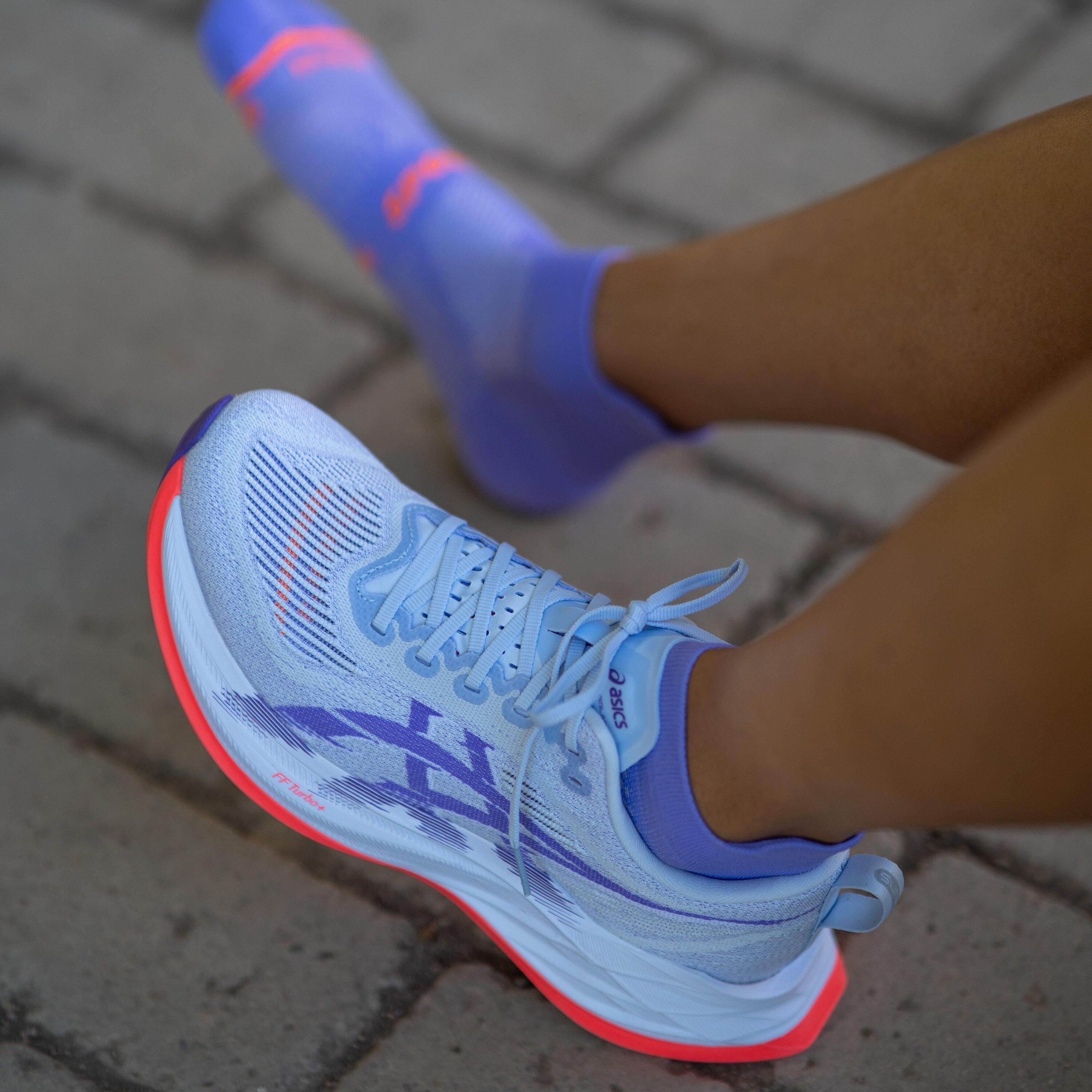 NOOSA PURPLE V2 - CALCETÍN RUNNING 4/5