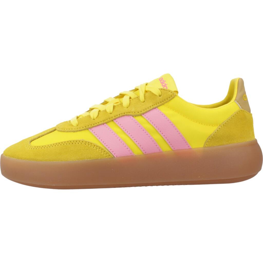 Scarpe Adidas modello Barreda Decode per donne 2/5