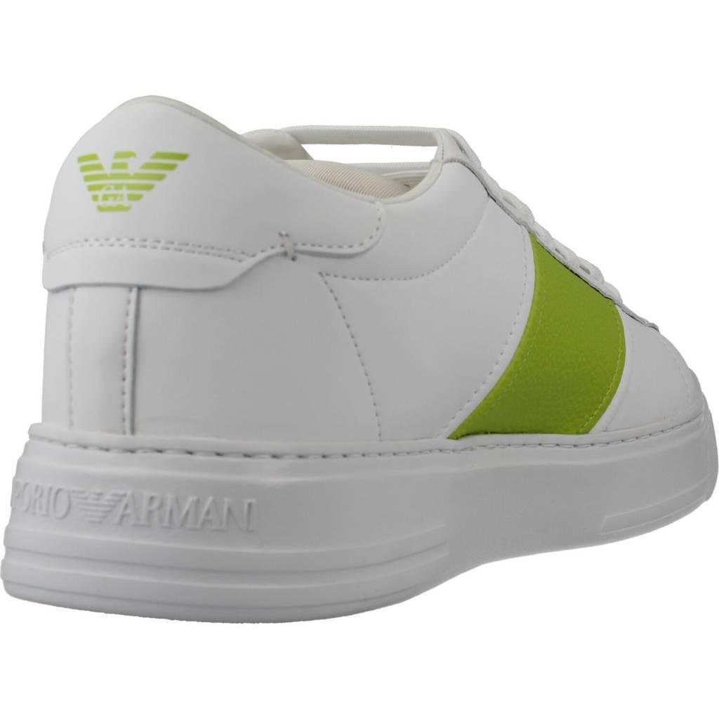 Baskets Ea7 Modèle Xn840 Couleur Blanc 3/5