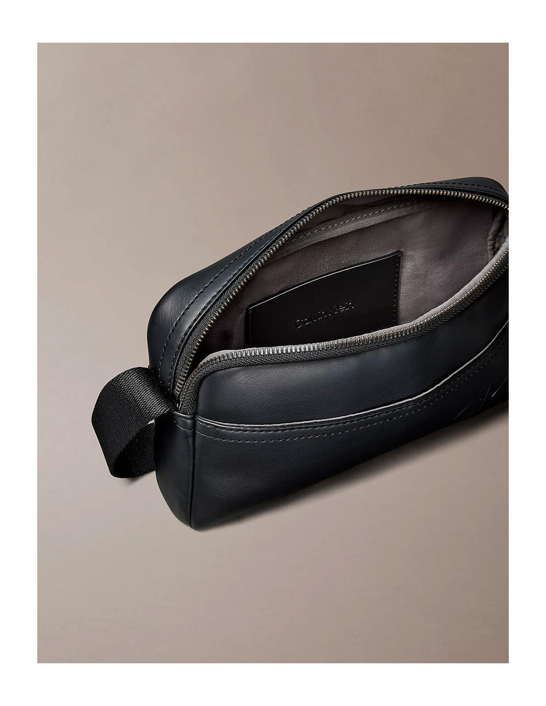 Bolso Calvin Klein en color UB1-Negro 4/5