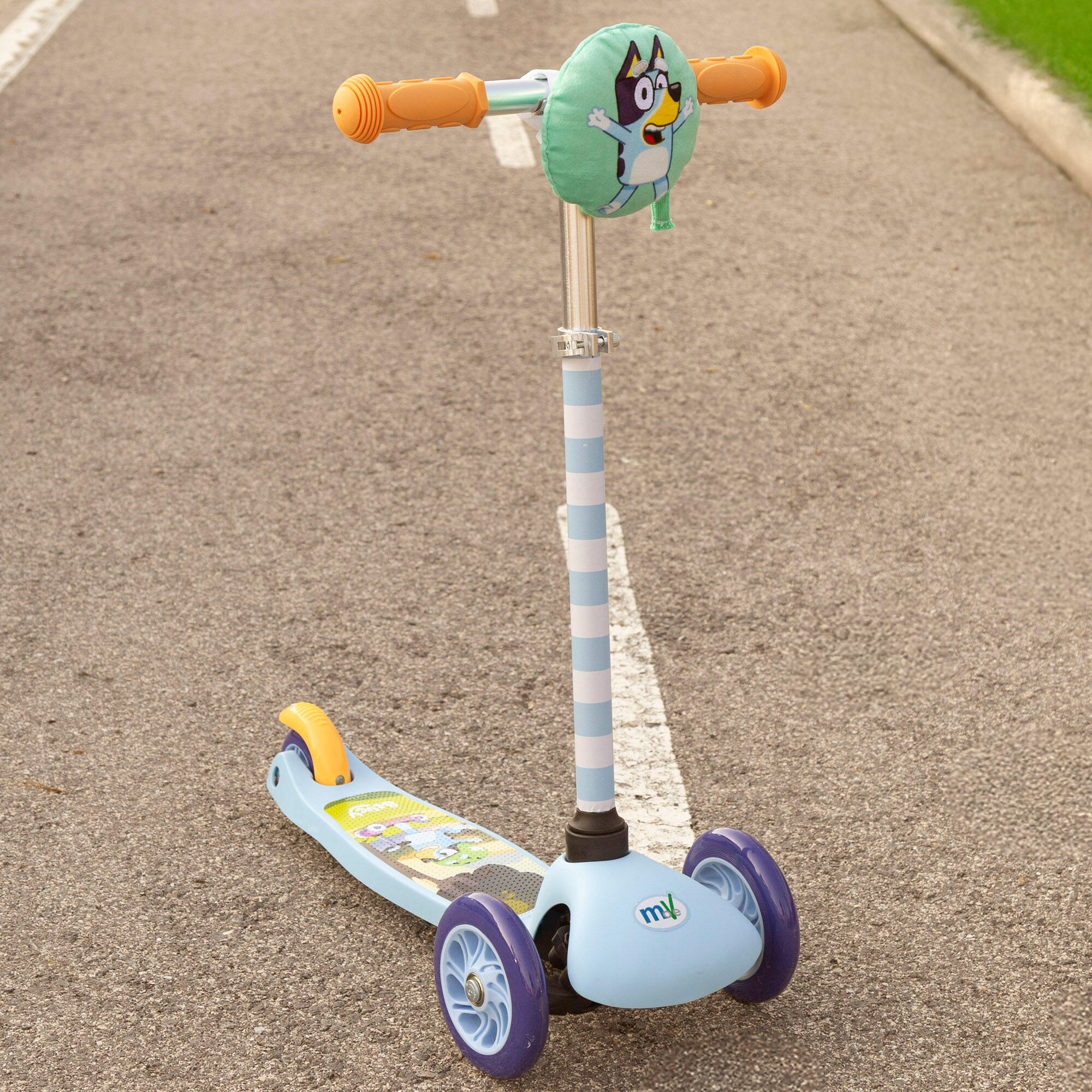 Bluey Patinete infantil 3 ruedas con bolsa delantera 2/7
