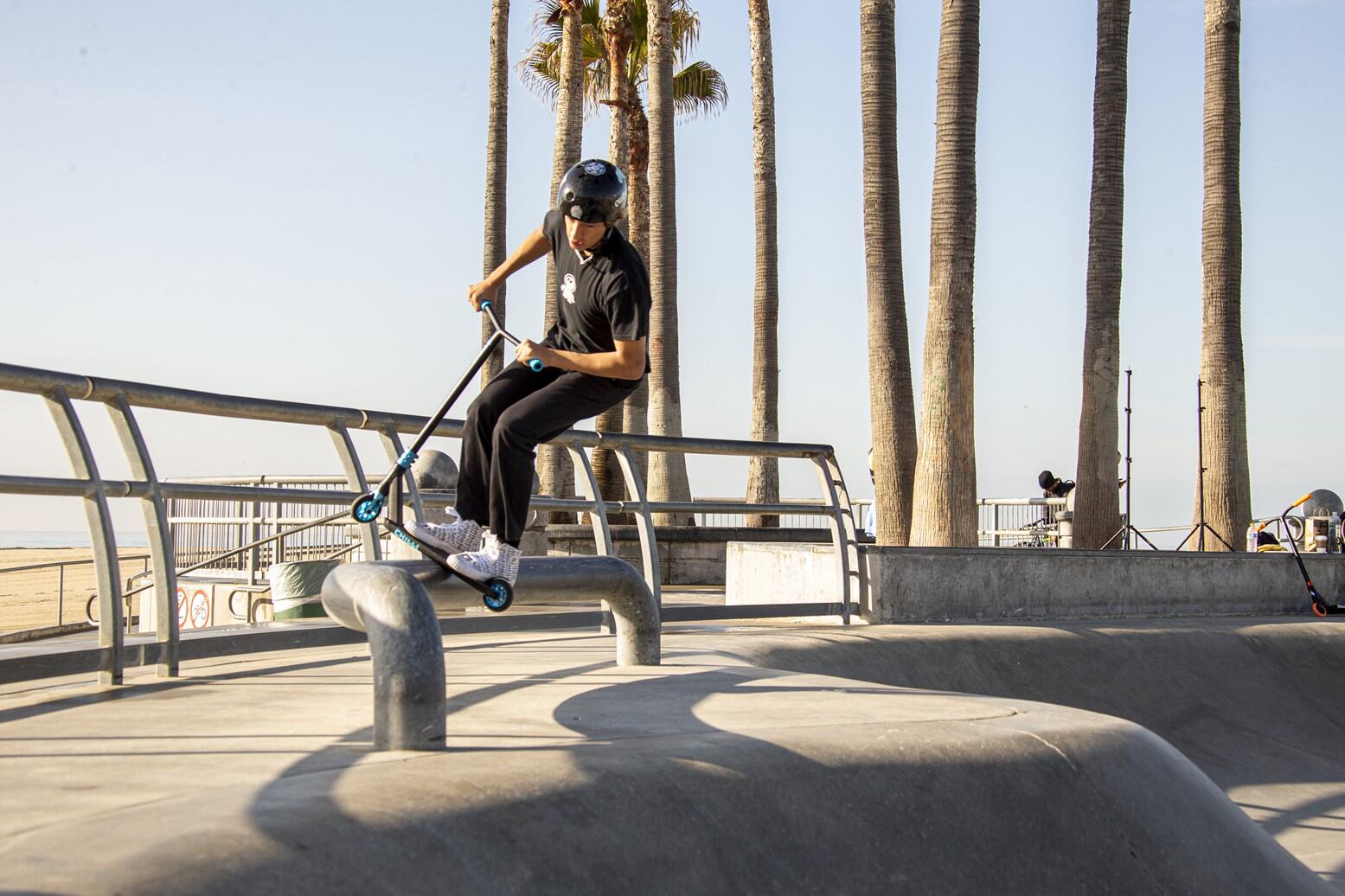 Stunt Scooter Chilli Pro Scooter Reaper - Ocean 6/7
