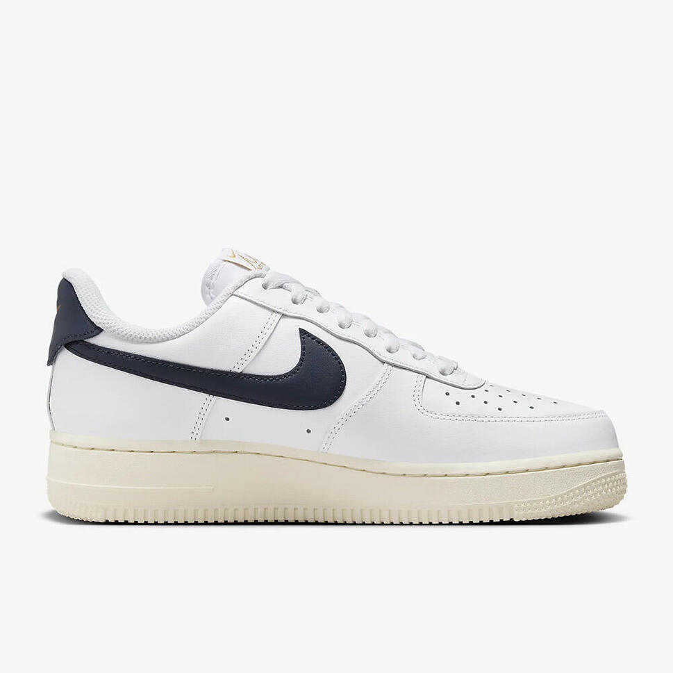 Buty Sportowe Damskie Nike W Air Force 1 '07 Flyease