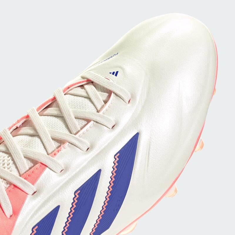 Ghete de fotbal Copa Pure 3 pentru teren dur