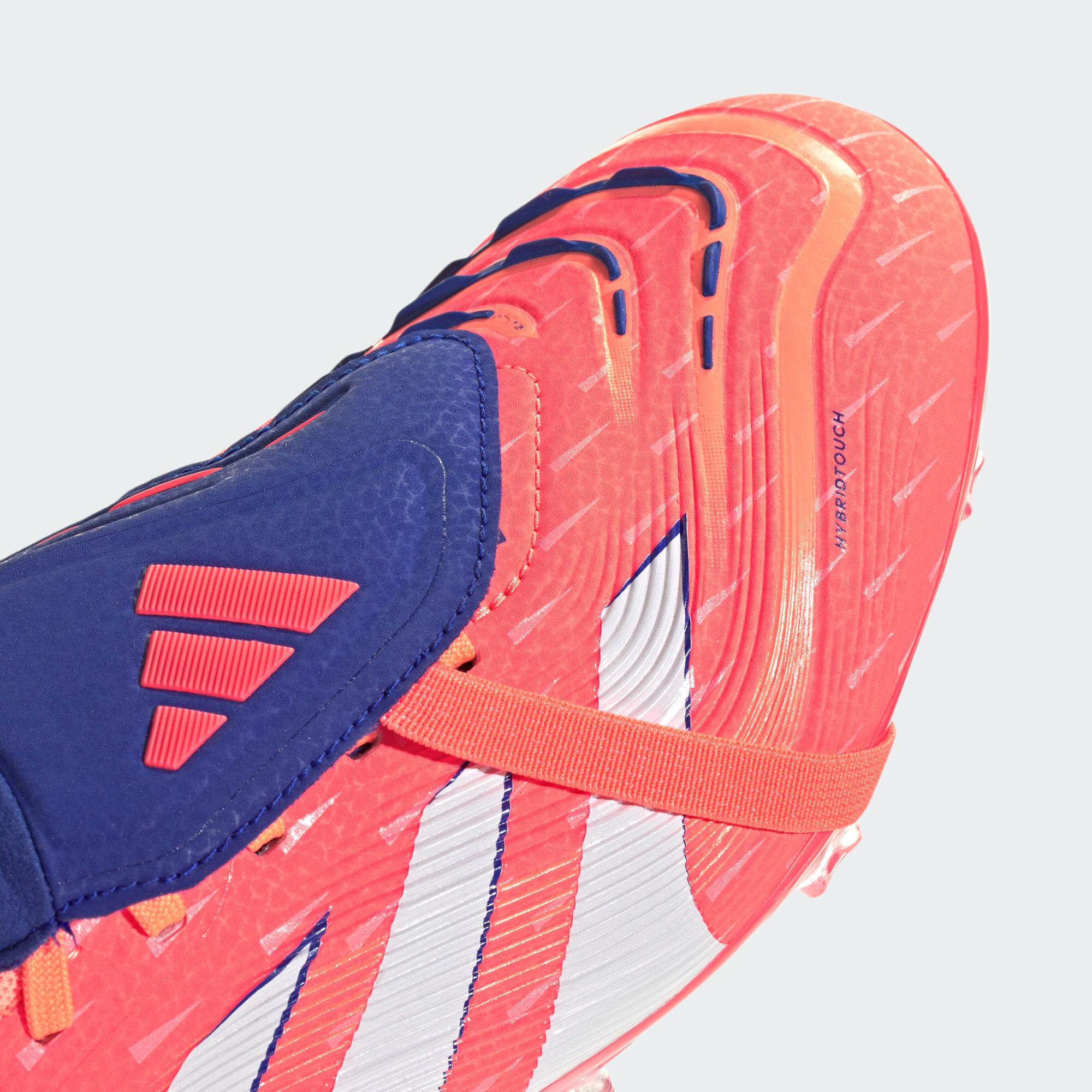 Botas Predator Pro com língua dobrável para piso firme 6/7