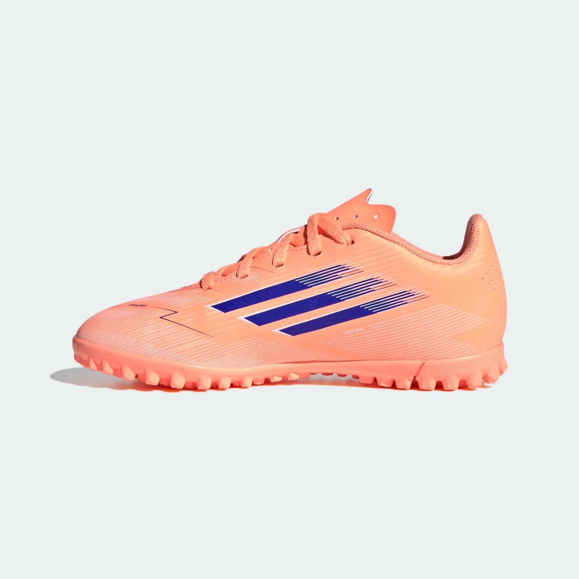 Chaussure F50 Club Turf Kids 8/15