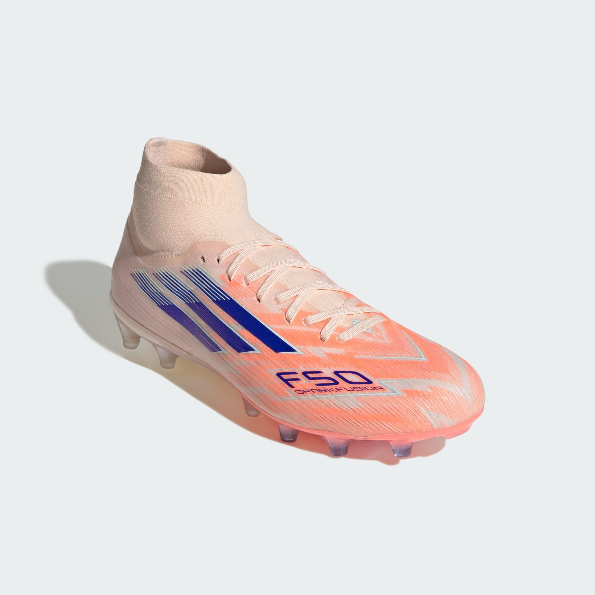 Chuteiras F50 Sparkfusion Pro para piso firme/relva artificial 4/7