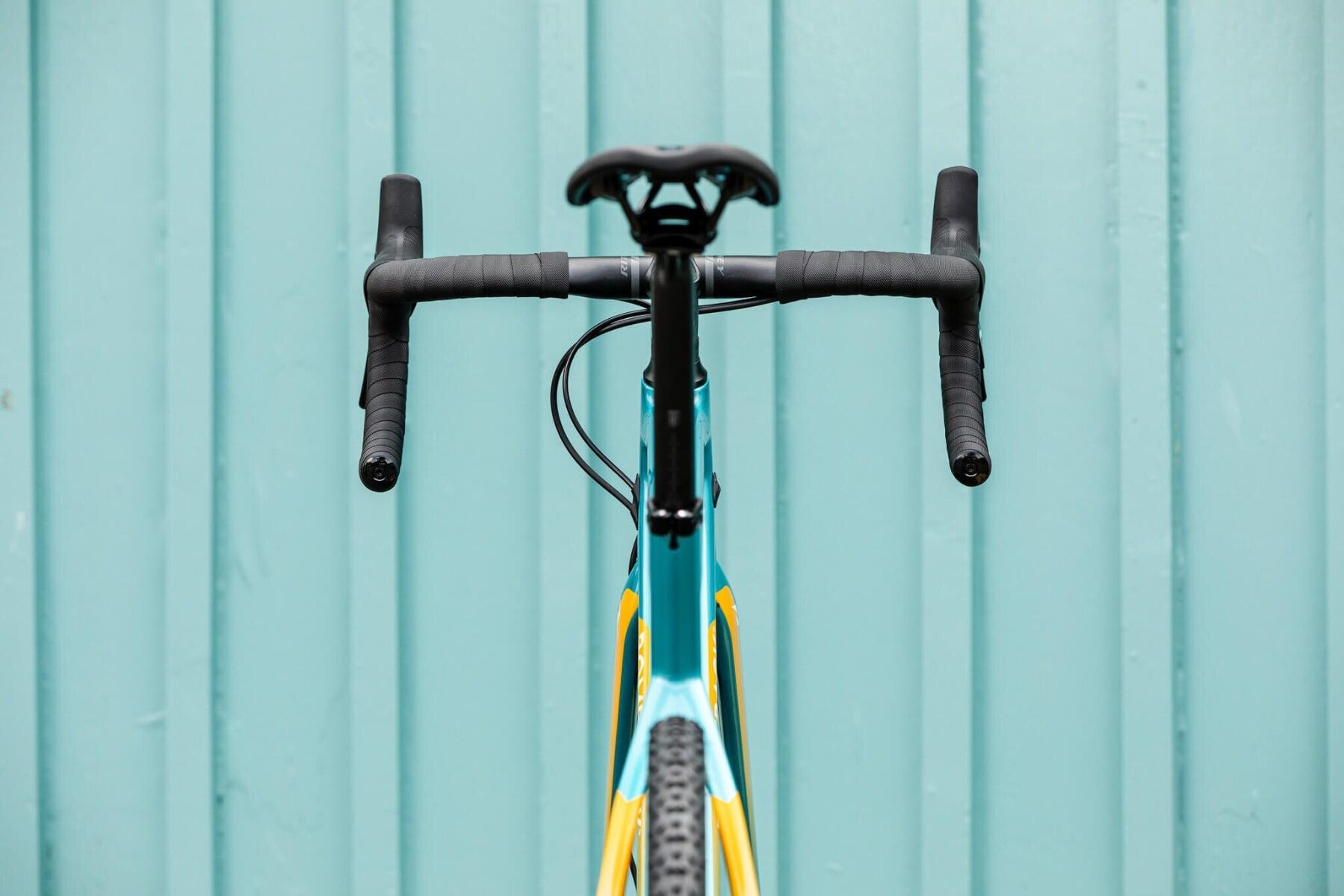 Bombtrack Tension C Bike Matt Glossy Turquoise L 3/7