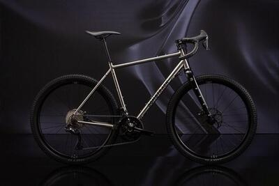 Bici Gravel Hook EXT Ti - Titanio/Nero - XL - 60 cm