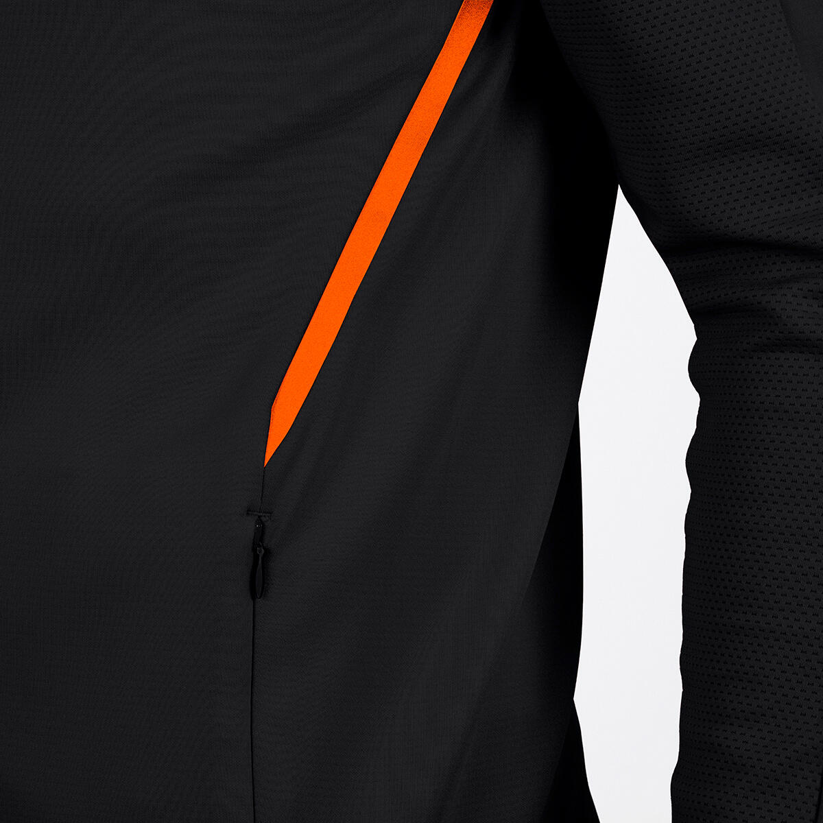 Veste Jako à capuche Challenge 6/7