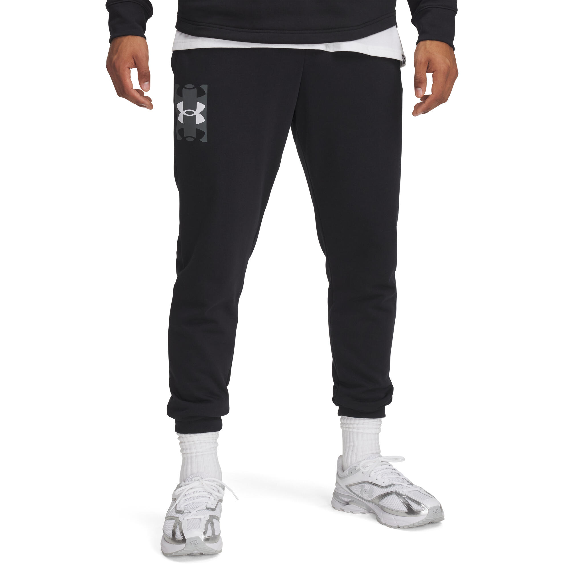 UNDER ARMOUR picture